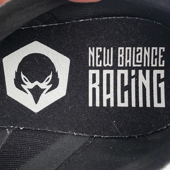 New Balance Men’s UMD500 B7 Track Shoes  Blk/Wht Size US 7.5 With Spikes And Key - Picture 8 of 16